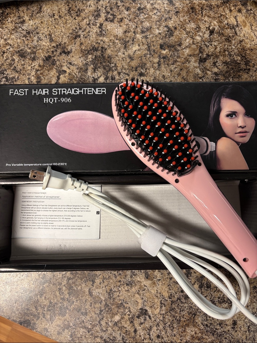 HQT-906 Pink Fast Hair Straightener Brush
